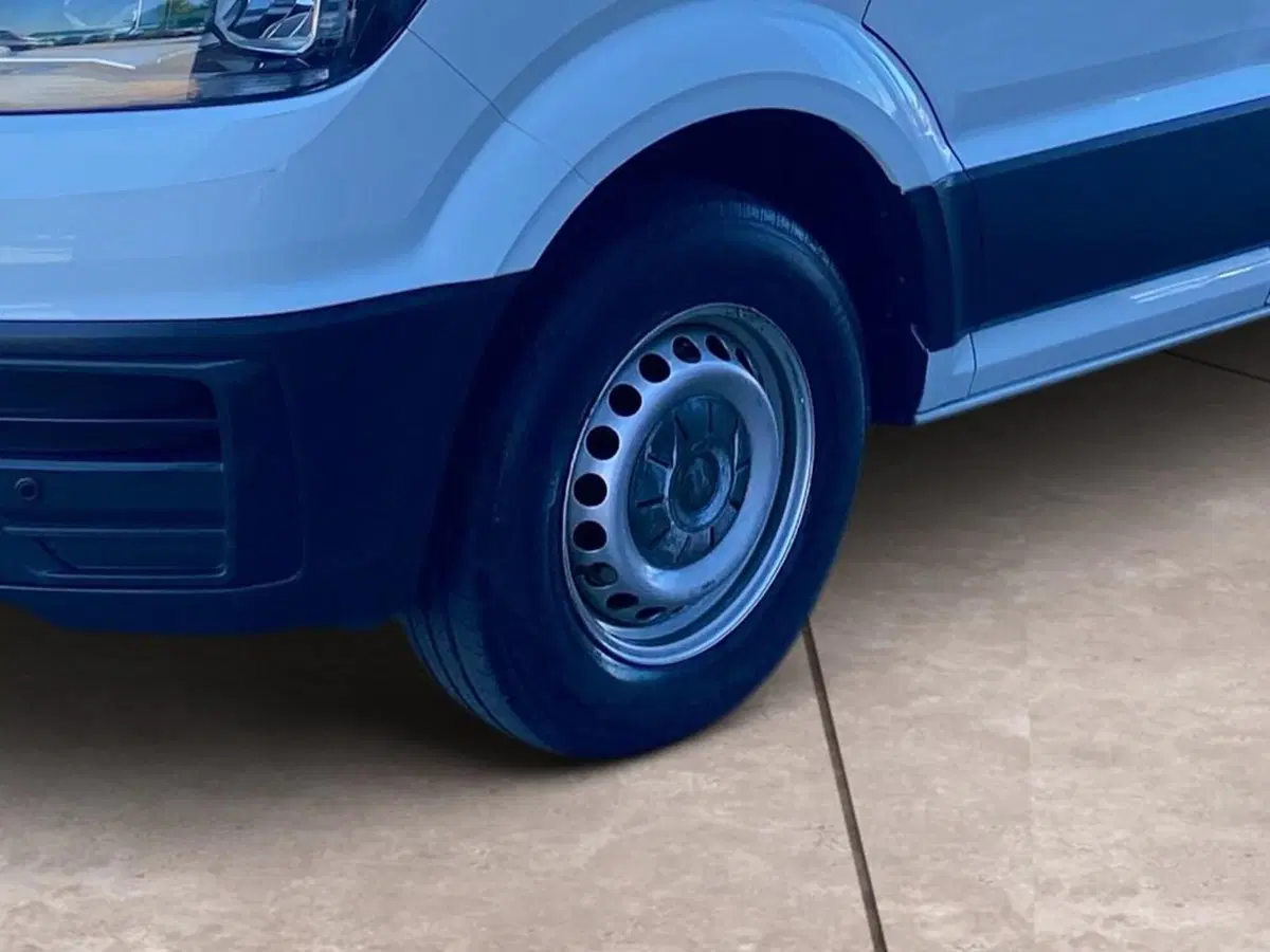 Volkswagen Veicoli Commerciali Crafter Furgone usata a Torino (15)