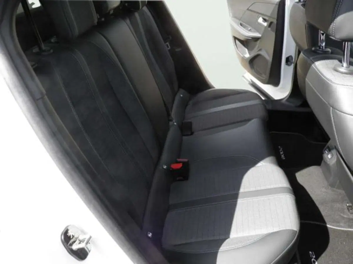 Peugeot 2008 usata a Firenze (17)