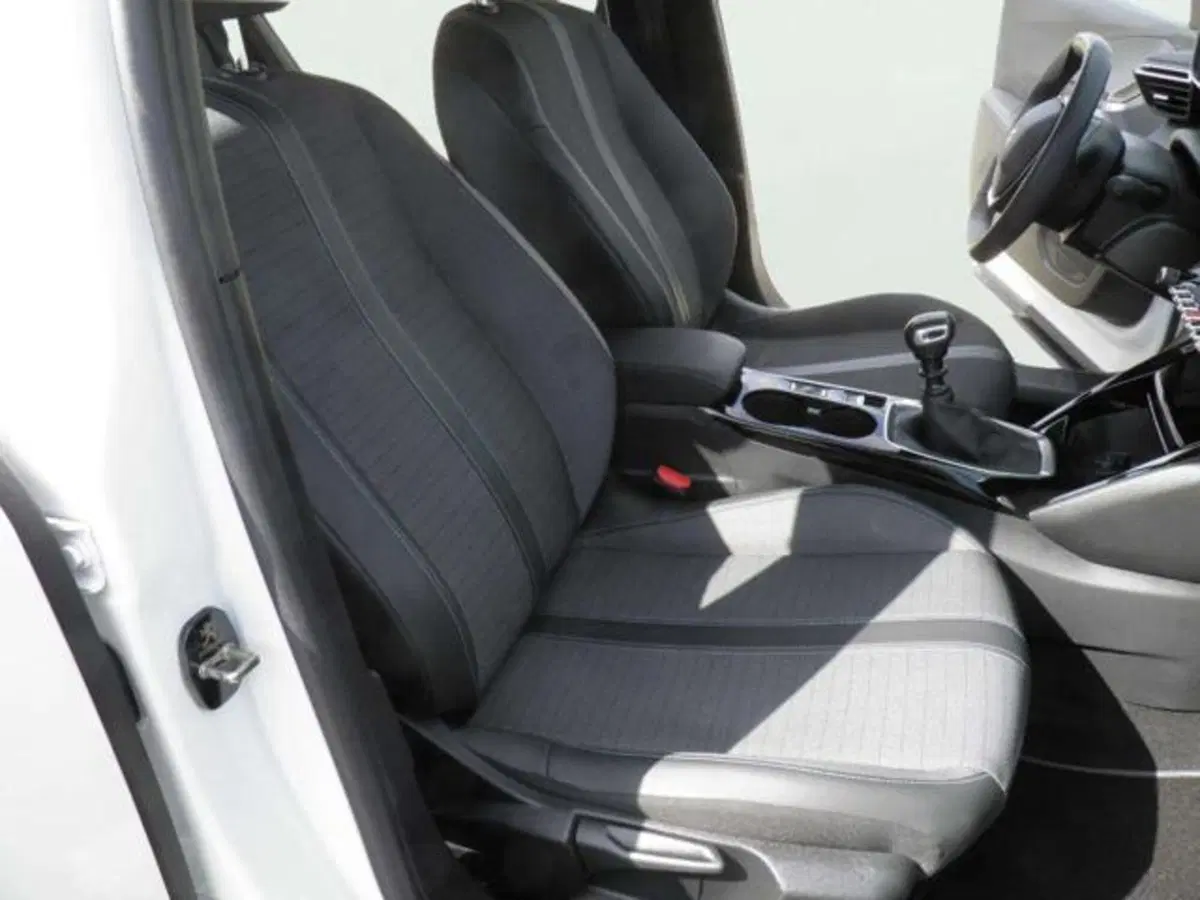 Peugeot 2008 usata a Firenze (18)