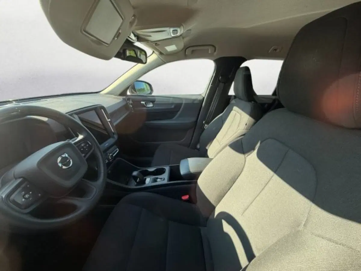 Volvo XC40 usata a Udine (7)