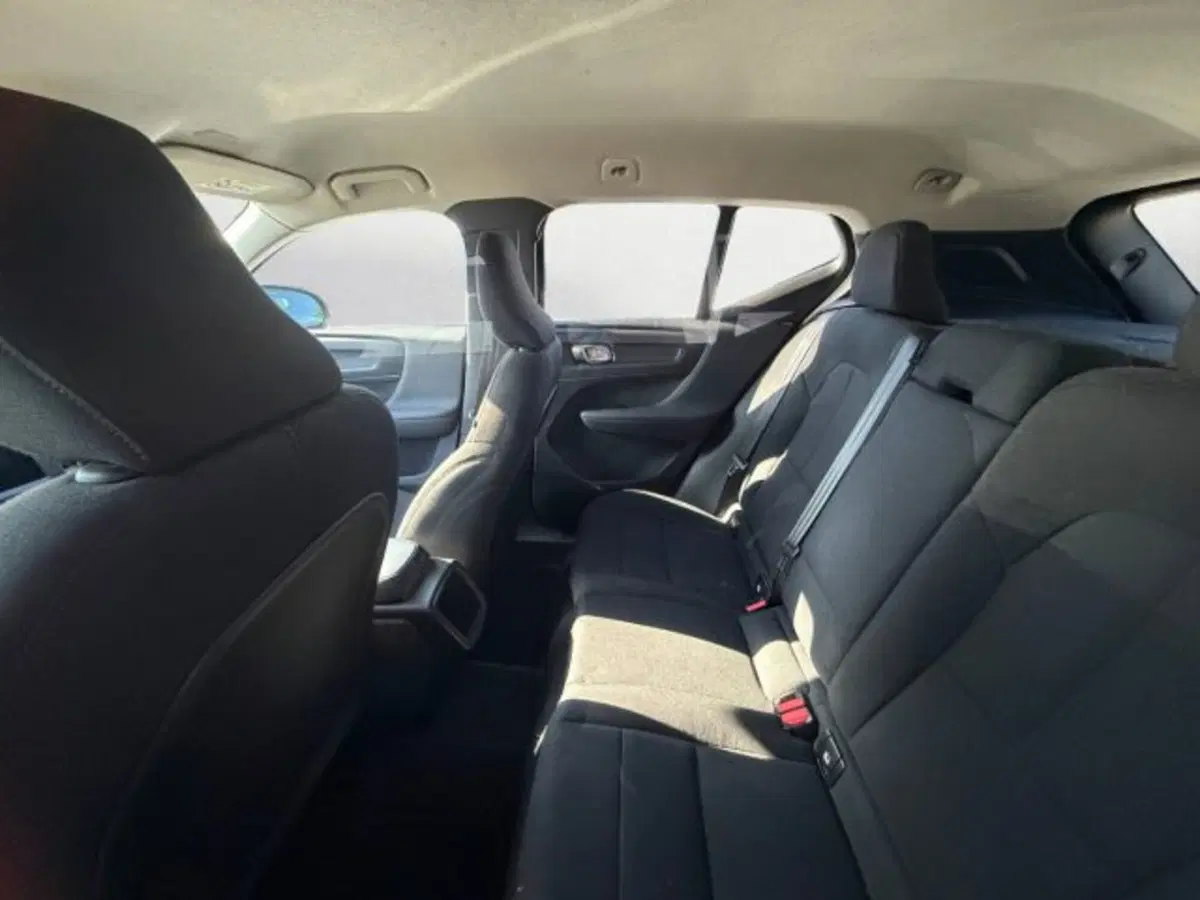 Volvo XC40 usata a Udine (8)