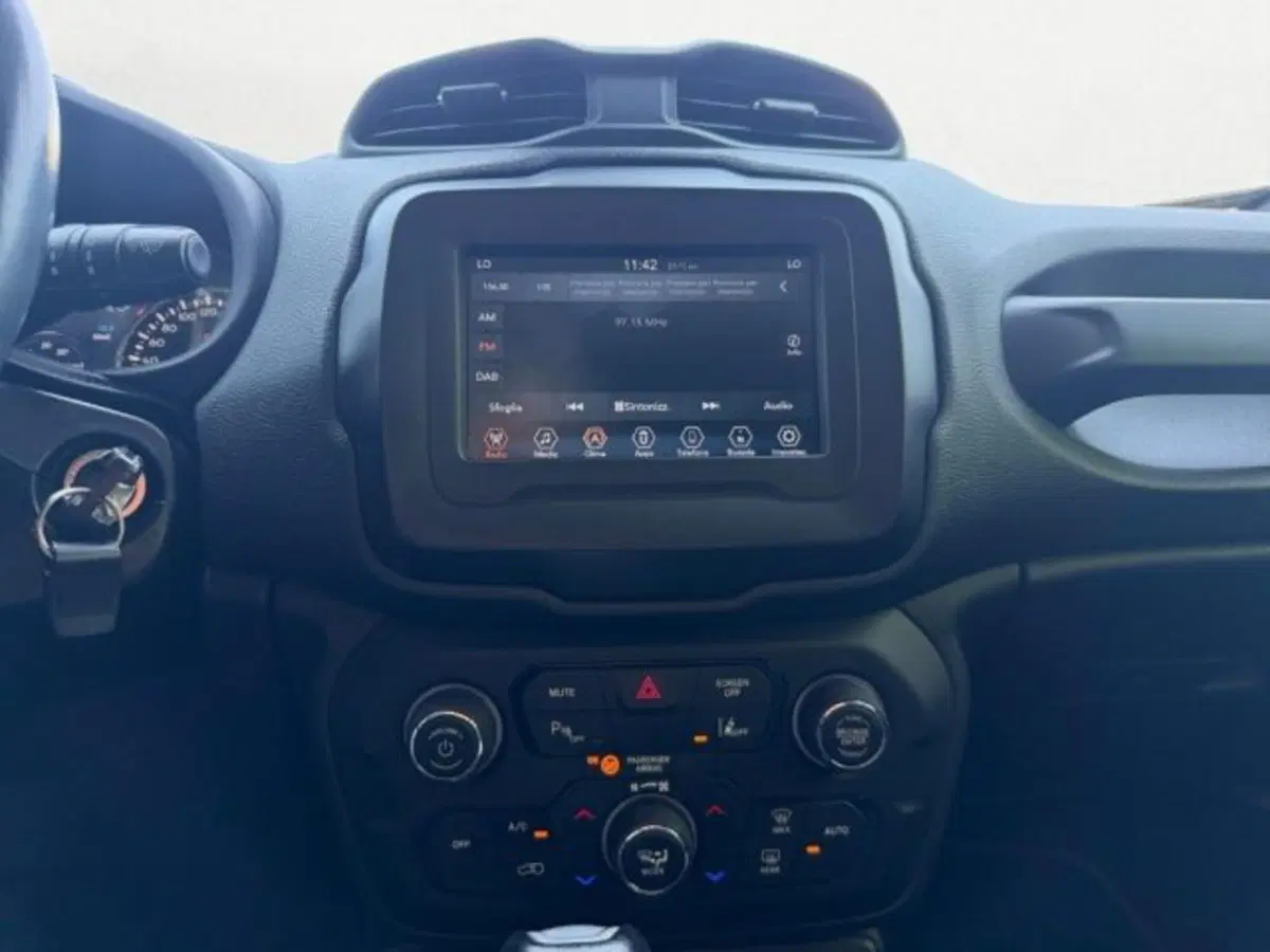 Jeep Renegade usata a Udine (13)