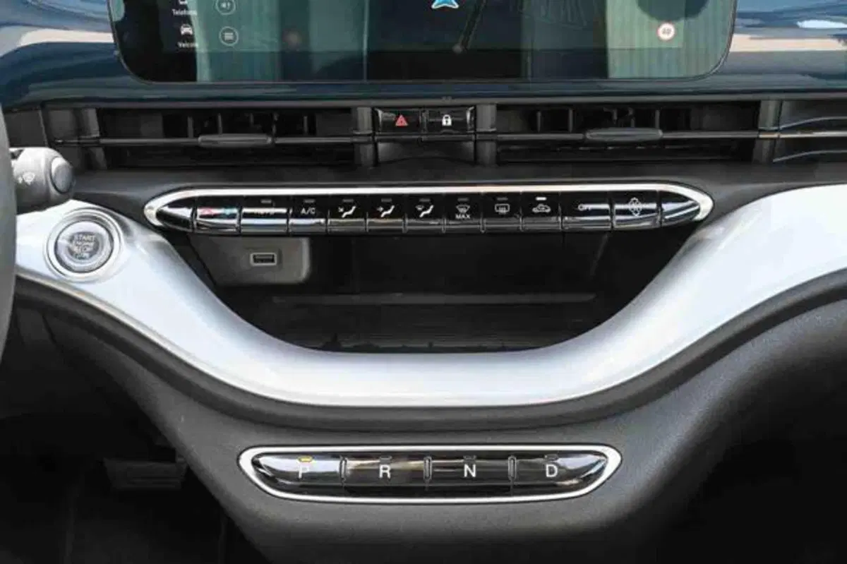 Fiat 500e usata a Torino (15)