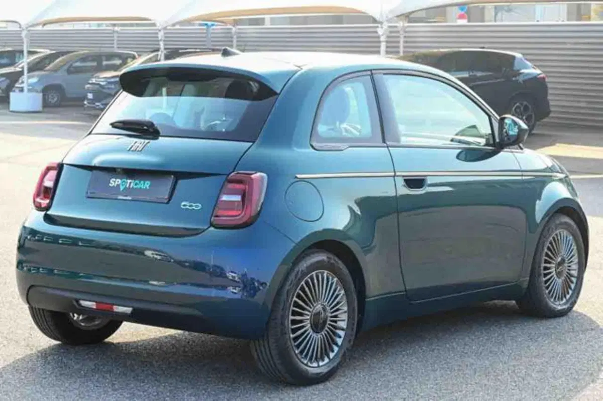 Fiat 500e usata a Torino (3)