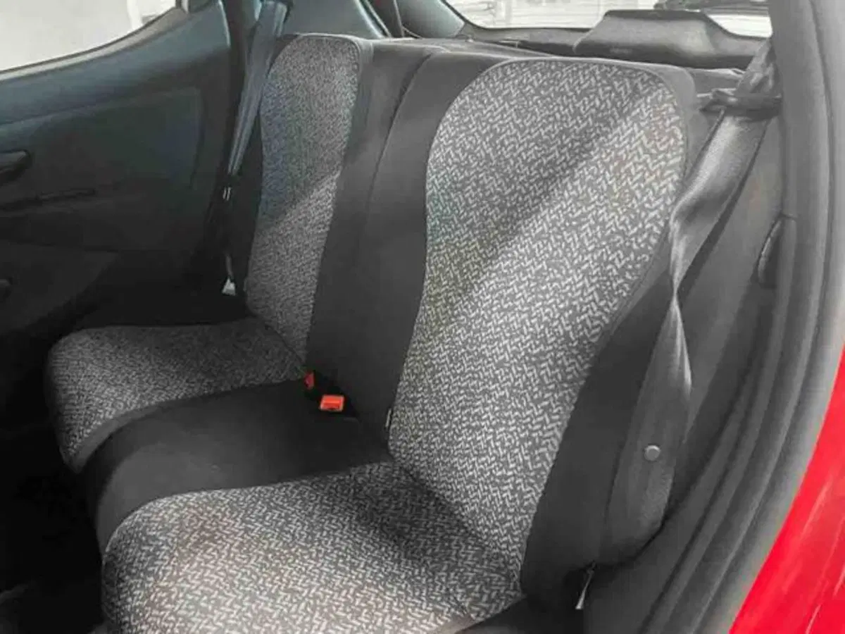 Lancia Ypsilon usata a Torino (10)