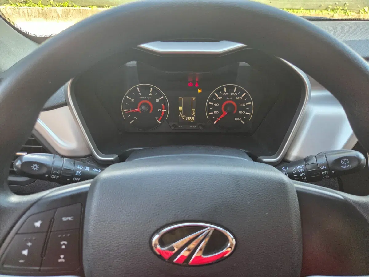 Mahindra KUV100 usata a Torino (10)