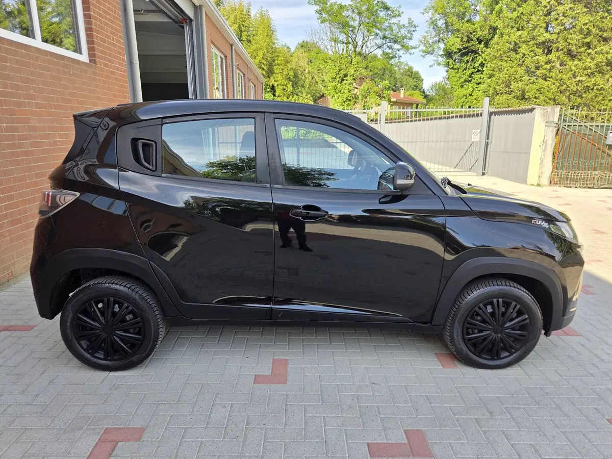 Mahindra KUV100 usata a Torino (13)