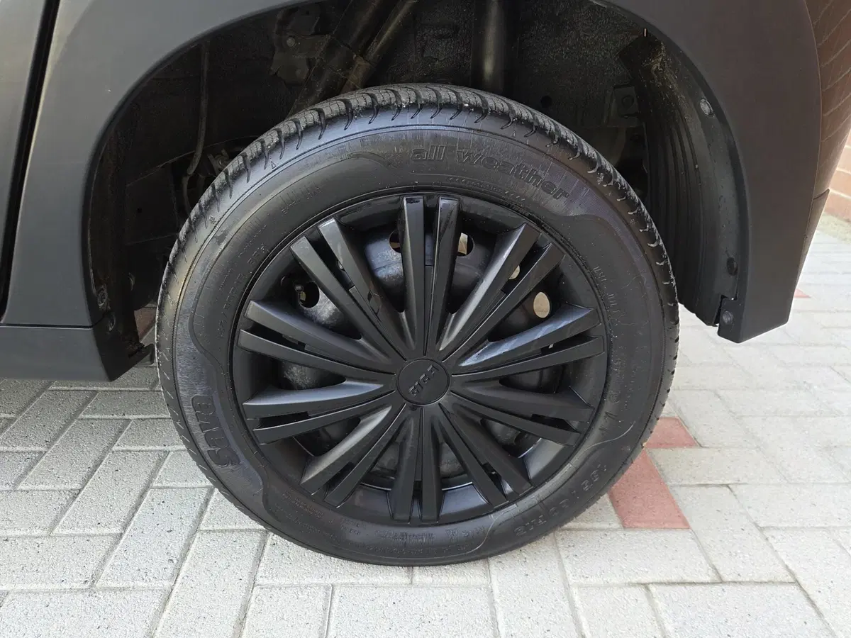 Mahindra KUV100 usata a Torino (15)