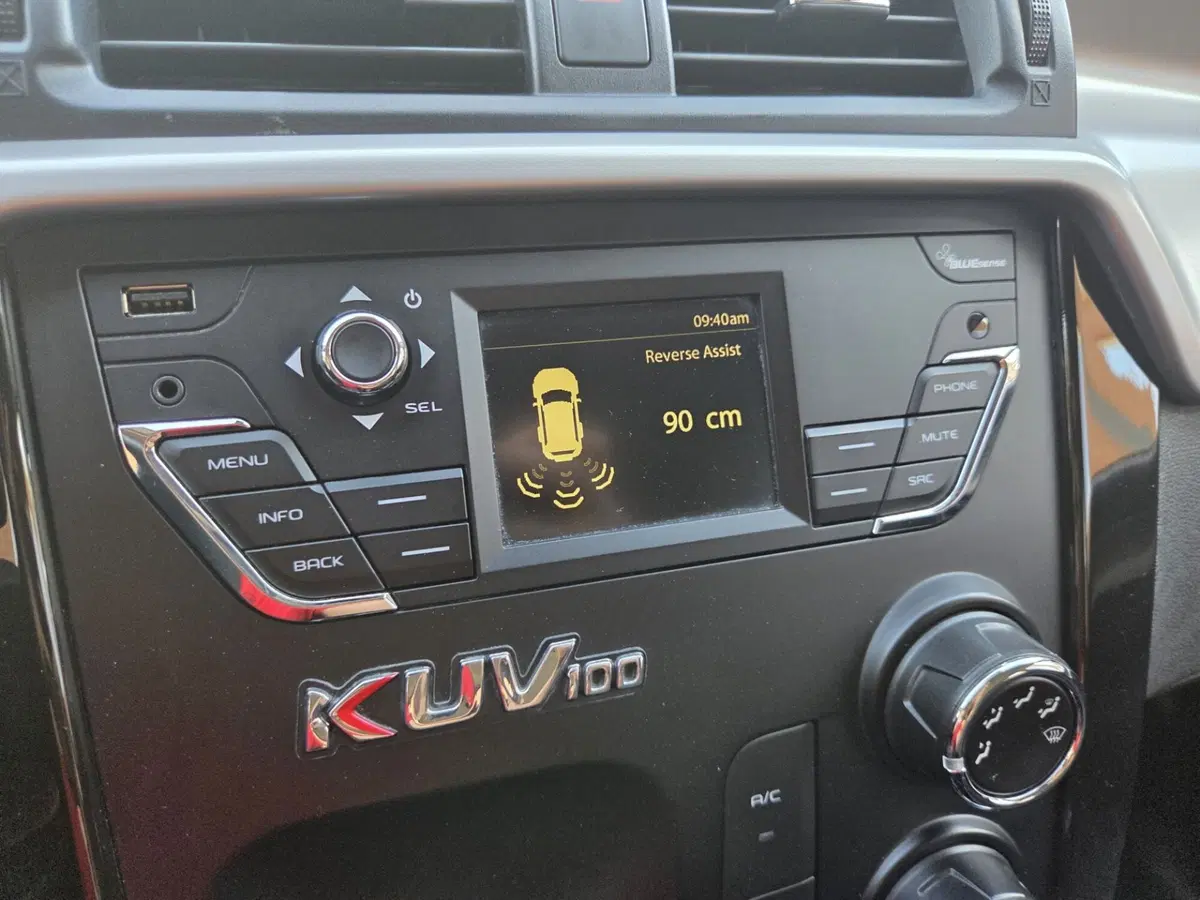 Mahindra KUV100 usata a Torino (20)