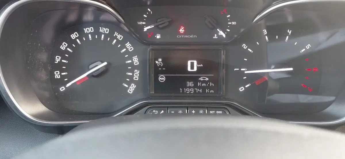 Citroen C3 Aircross usata a Cosenza (15)