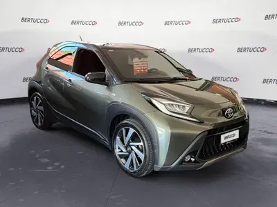 Toyota Aygo X 1.0 Lounge Air 72cv s-cvt del 2023 usata a Verona