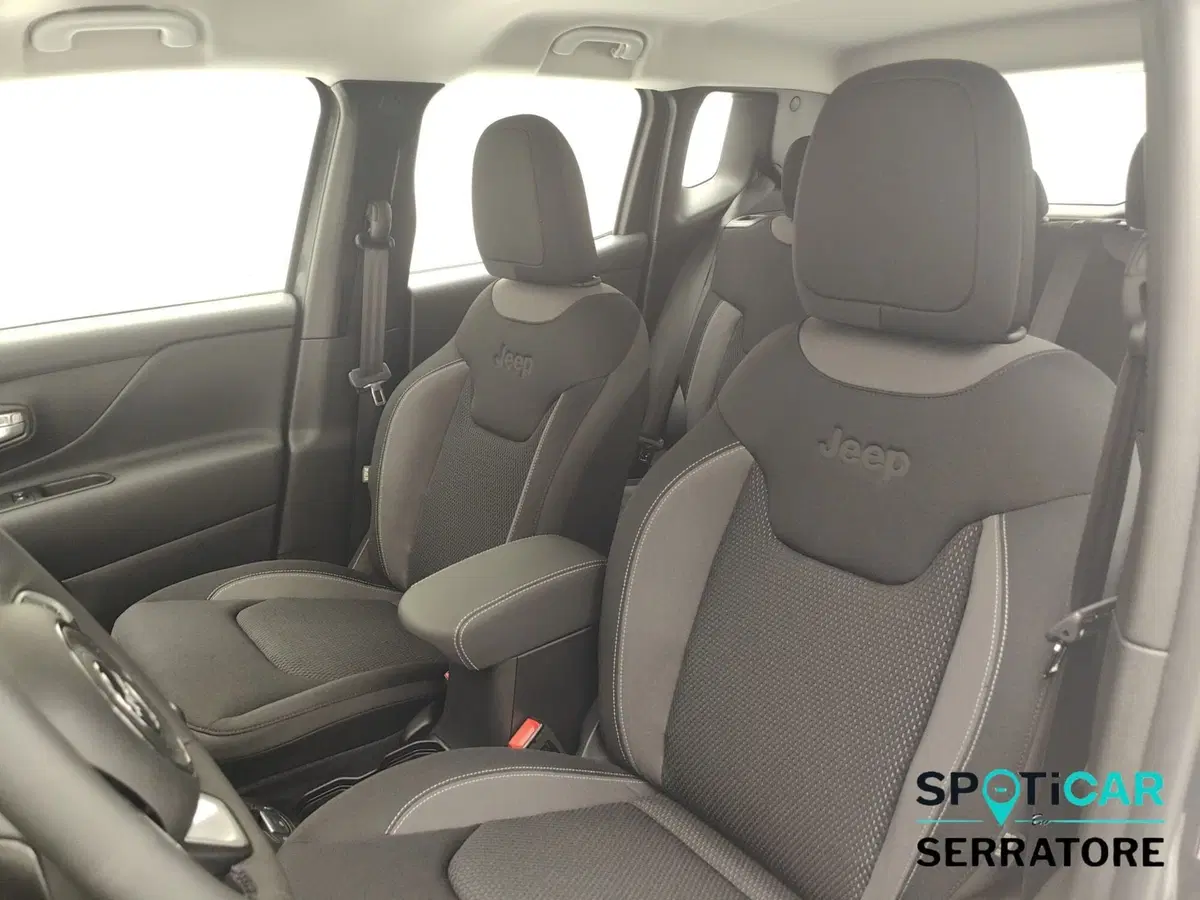 Jeep Renegade nuova a Como (11)