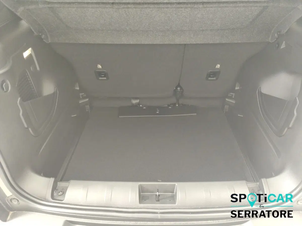 Jeep Renegade nuova a Como (13)