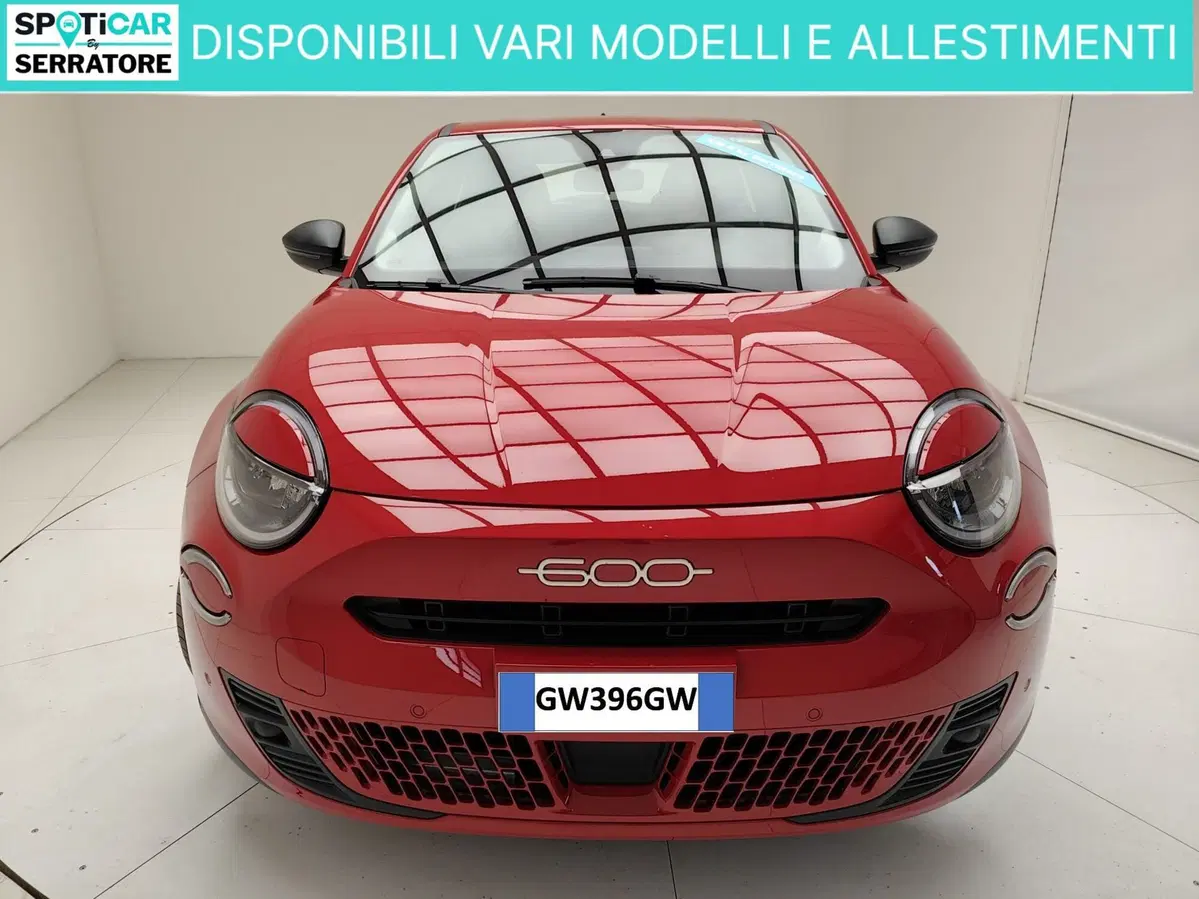 Fiat 600 nuova a Como (2)