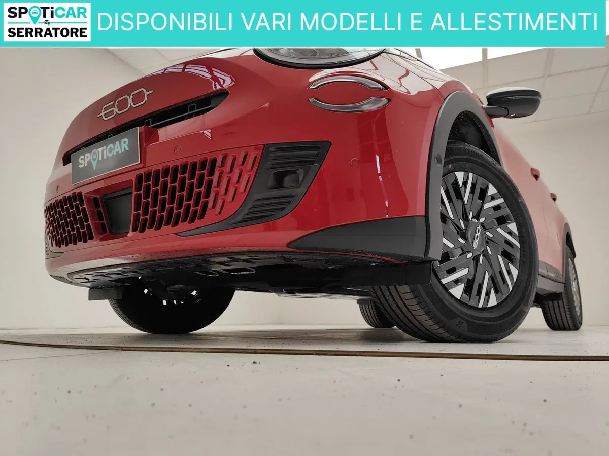 Fiat 600 nuova a Como (3)