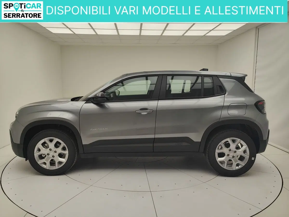 Jeep Avenger nuova a Como (4)