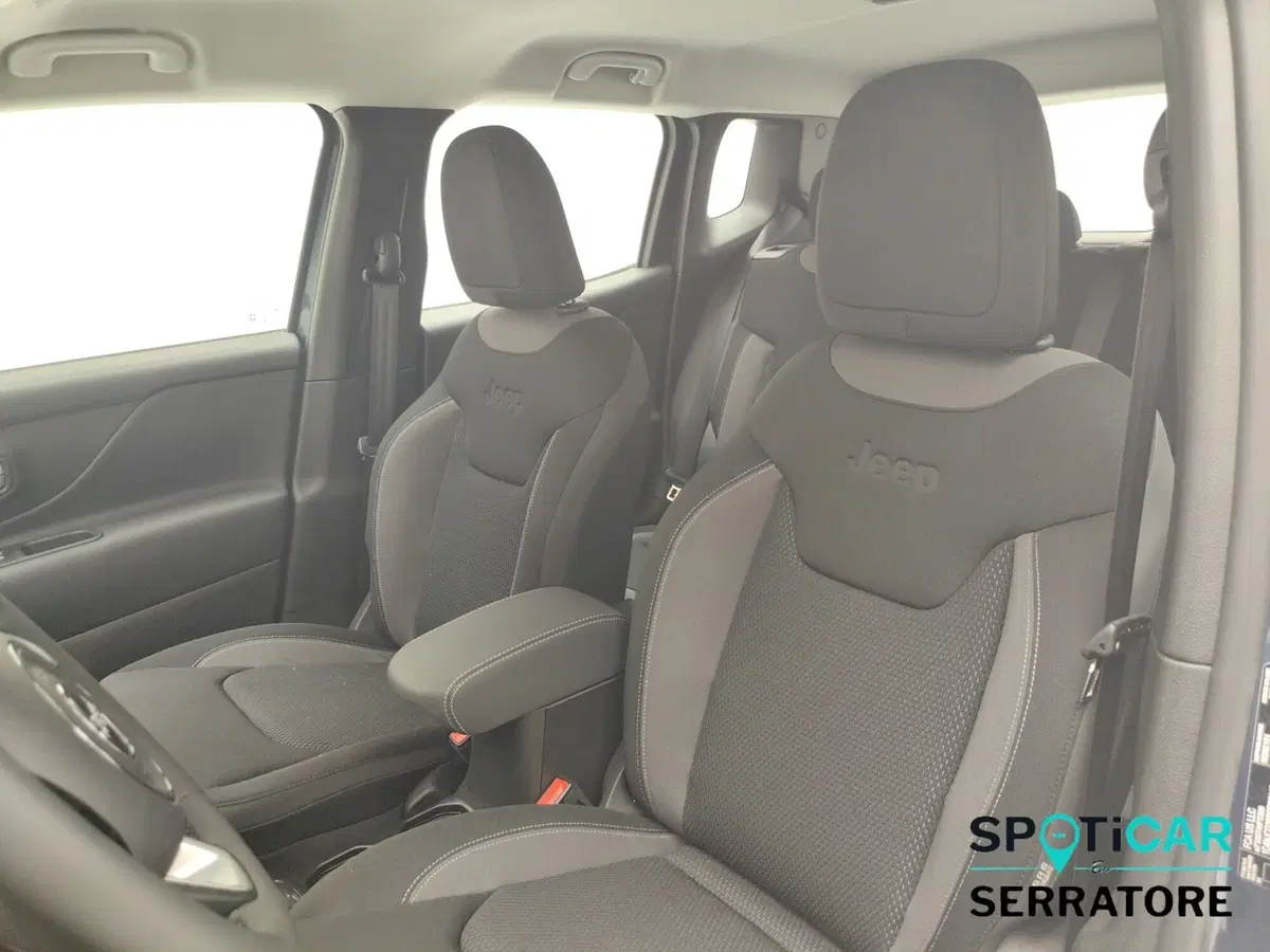 Jeep Renegade nuova a Como (11)