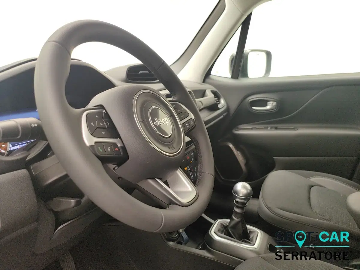 Jeep Renegade nuova a Como (9)