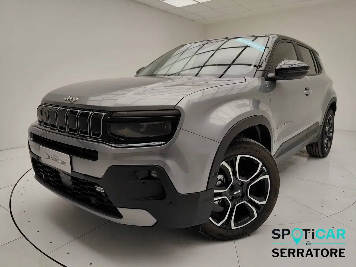 Jeep Avenger nuova a Como