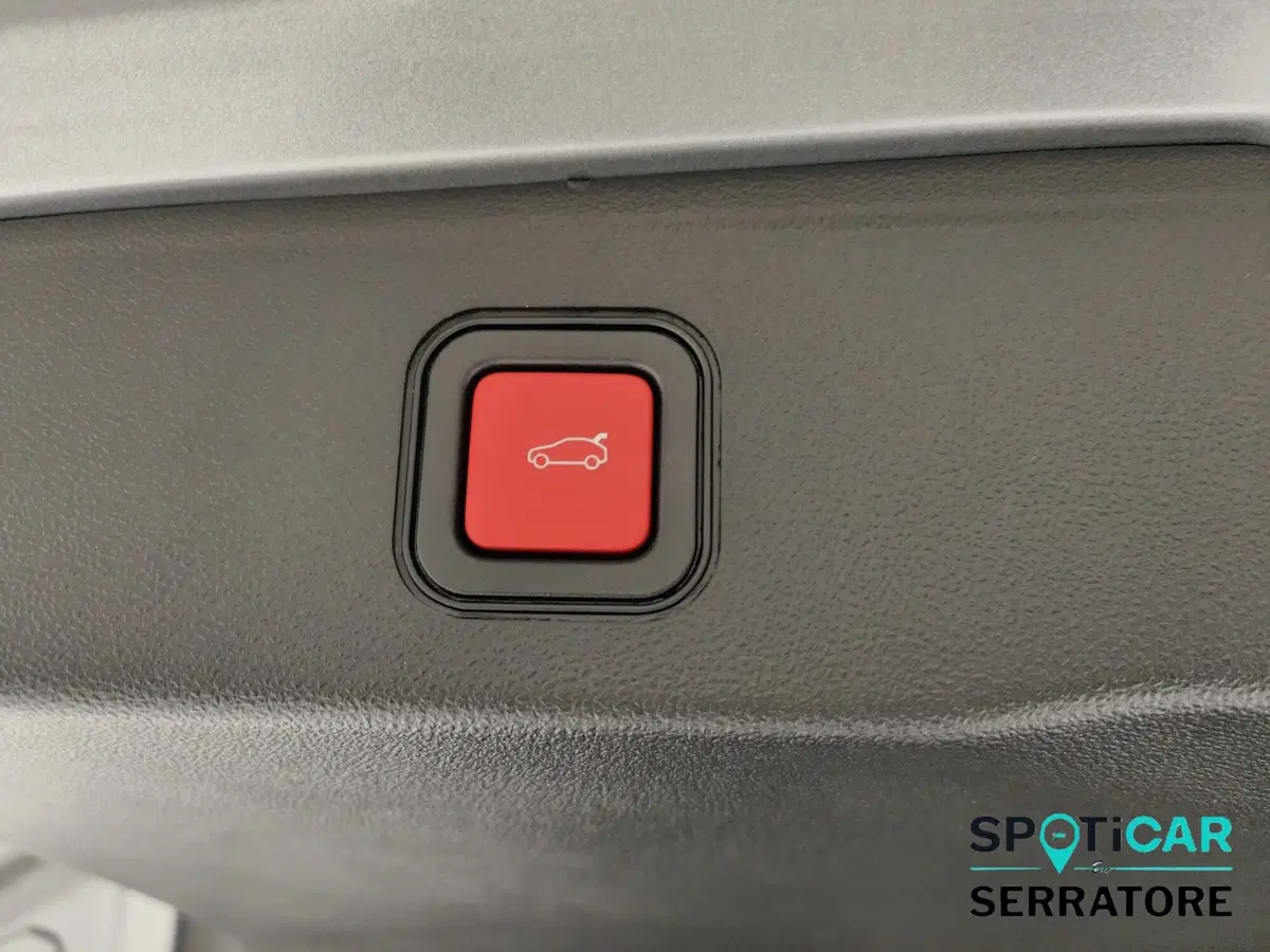 Jeep Avenger nuova a Como (15)