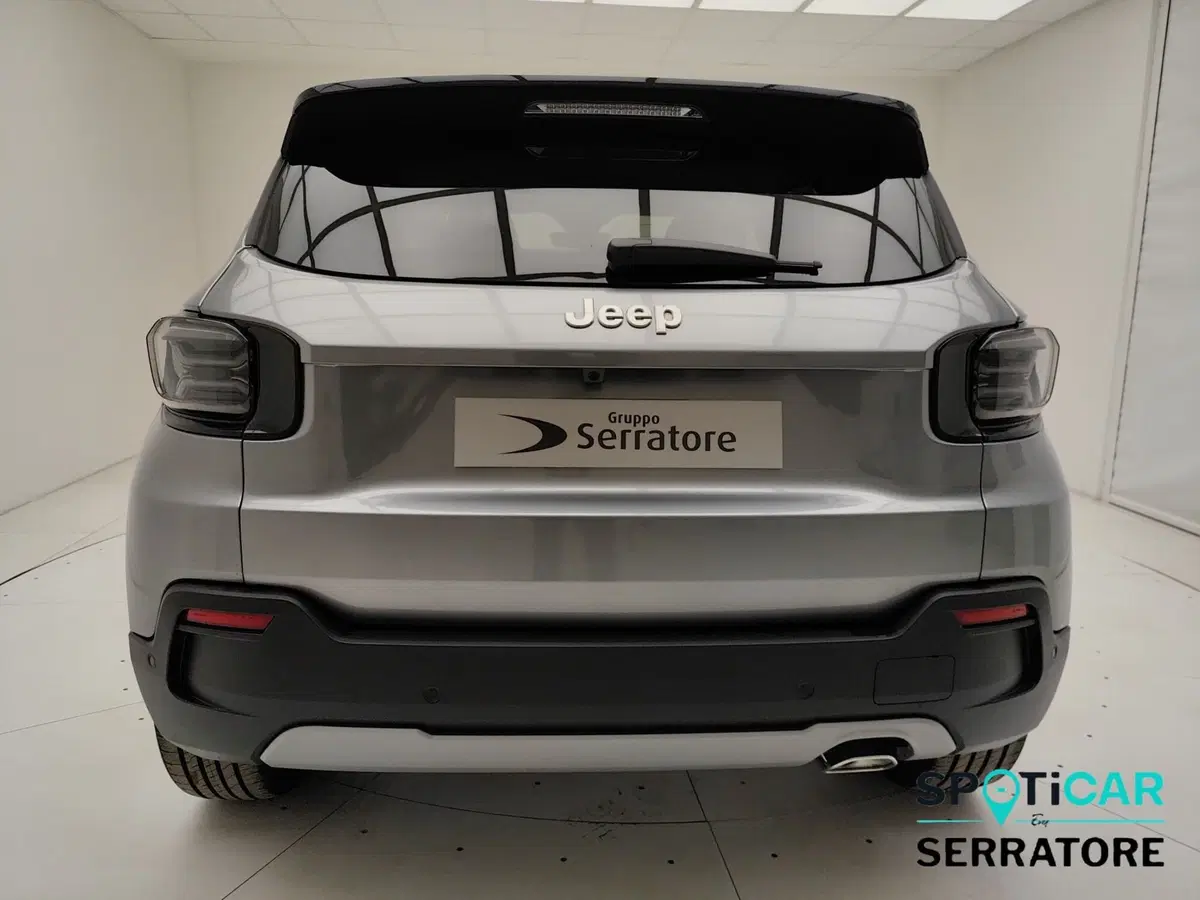 Jeep Avenger nuova a Como (5)