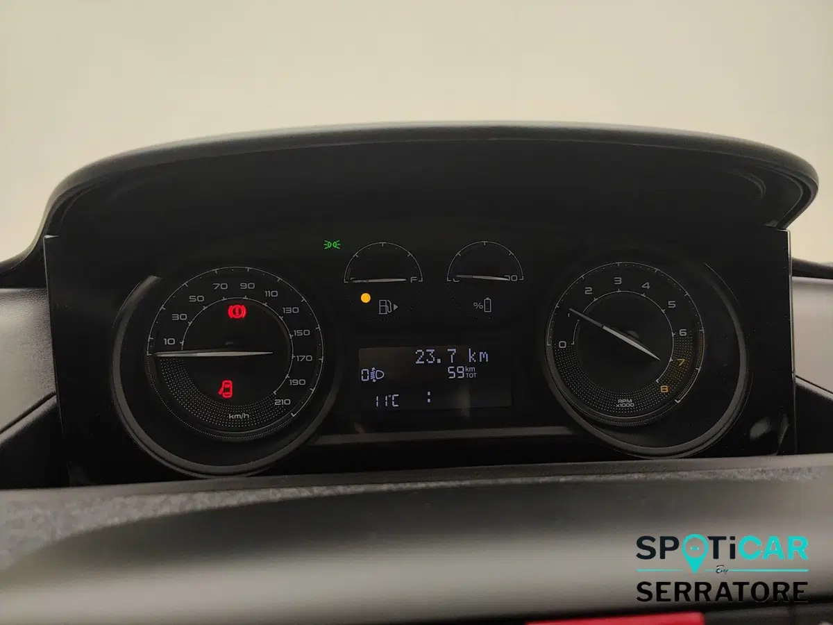 Lancia Ypsilon nuova a Como (8)