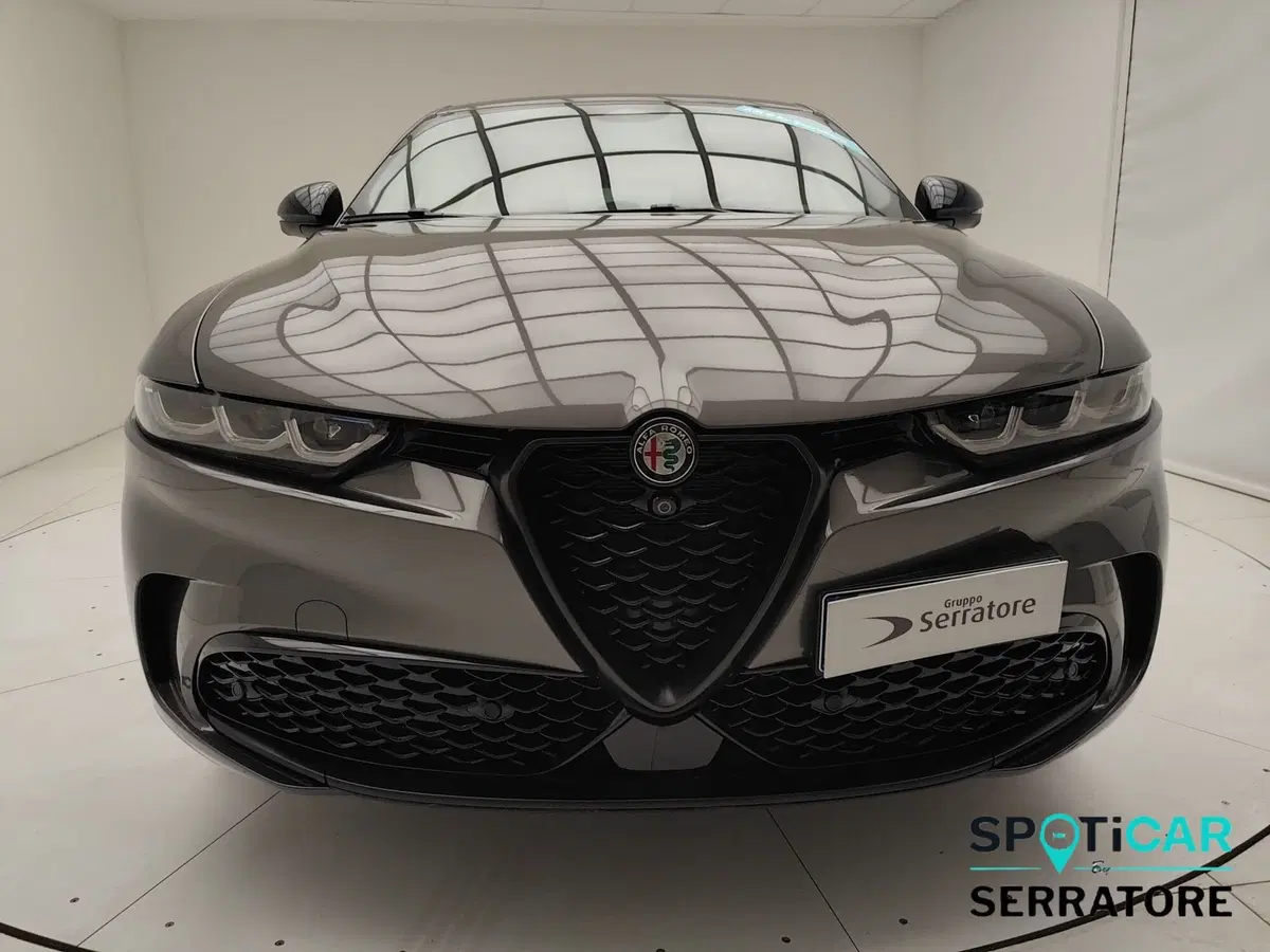 Alfa Romeo Tonale nuova a Como (2)