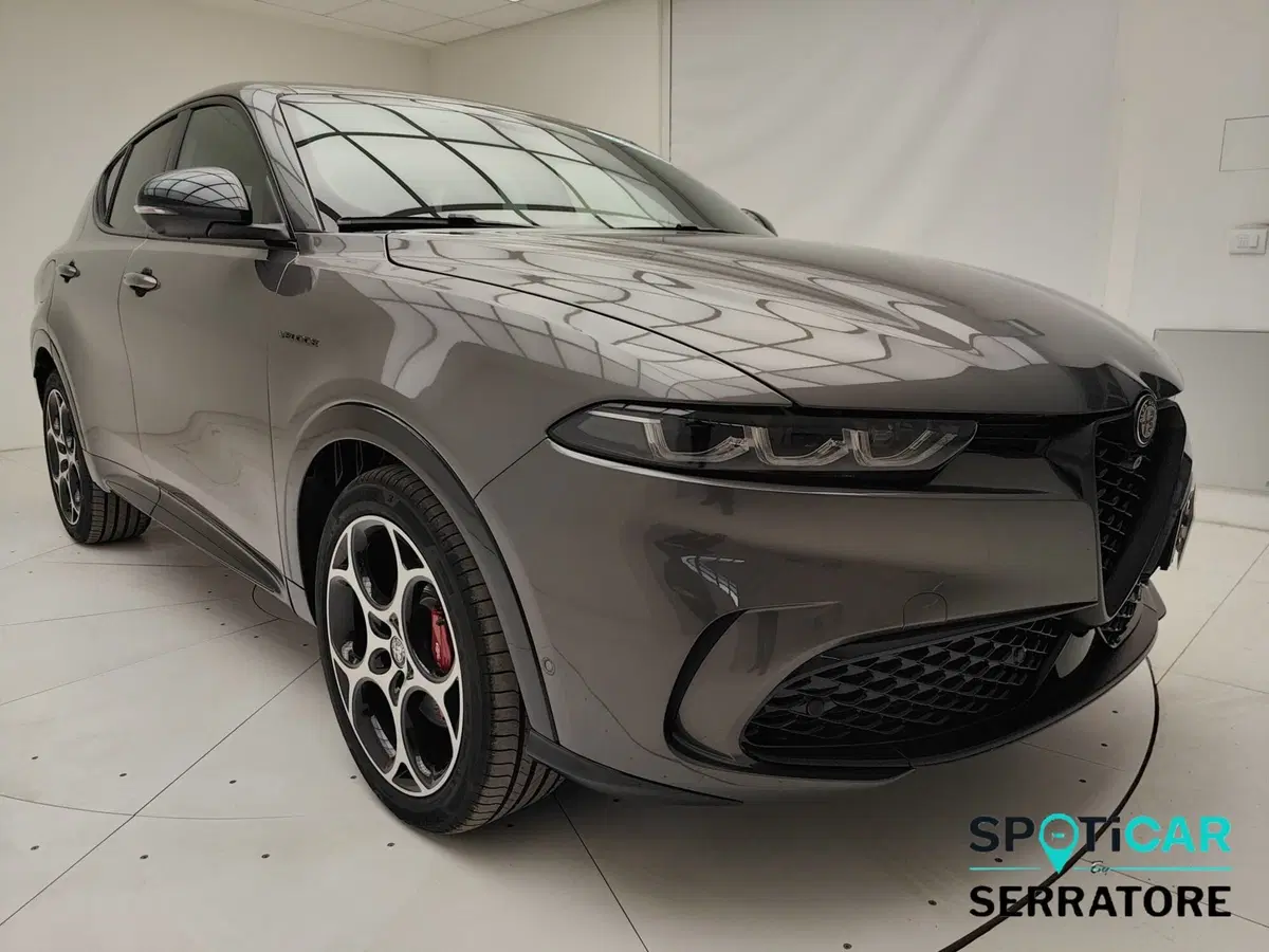 Alfa Romeo Tonale nuova a Como (3)