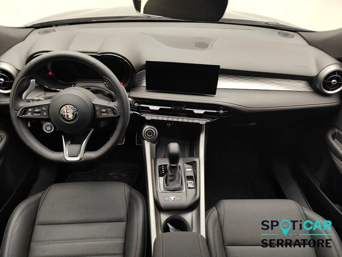 Alfa Romeo Tonale nuova a Como (7)