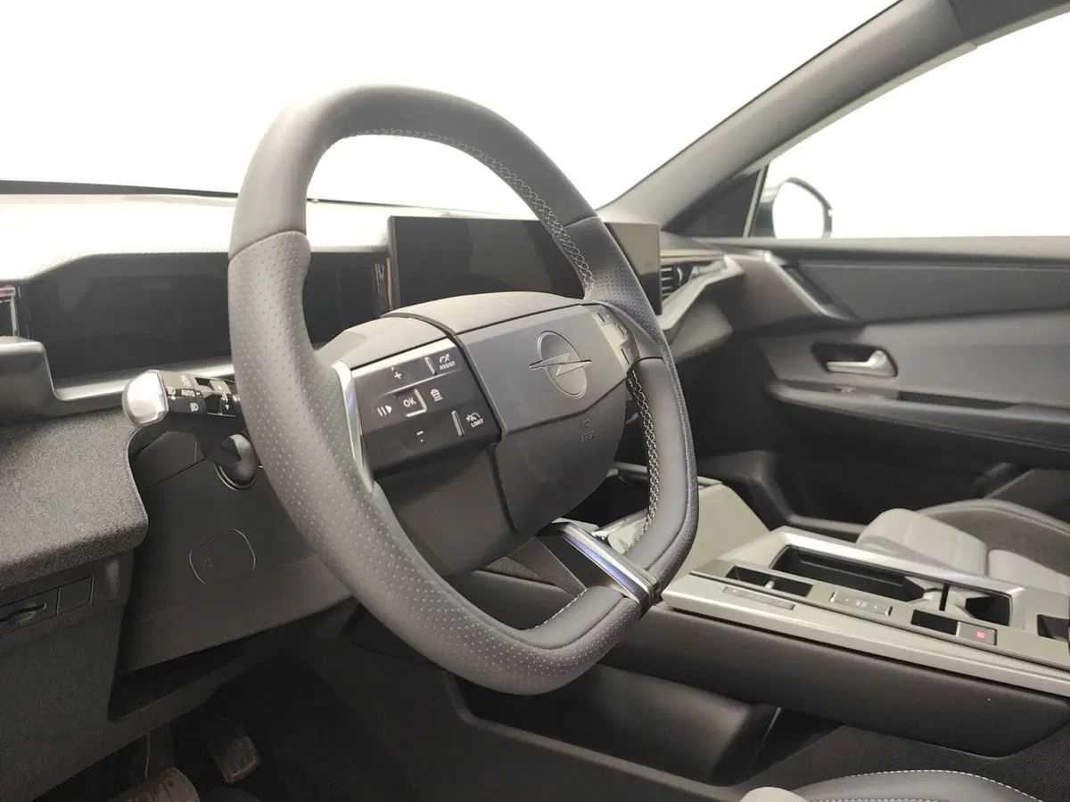 Opel Grandland usata a Como (9)