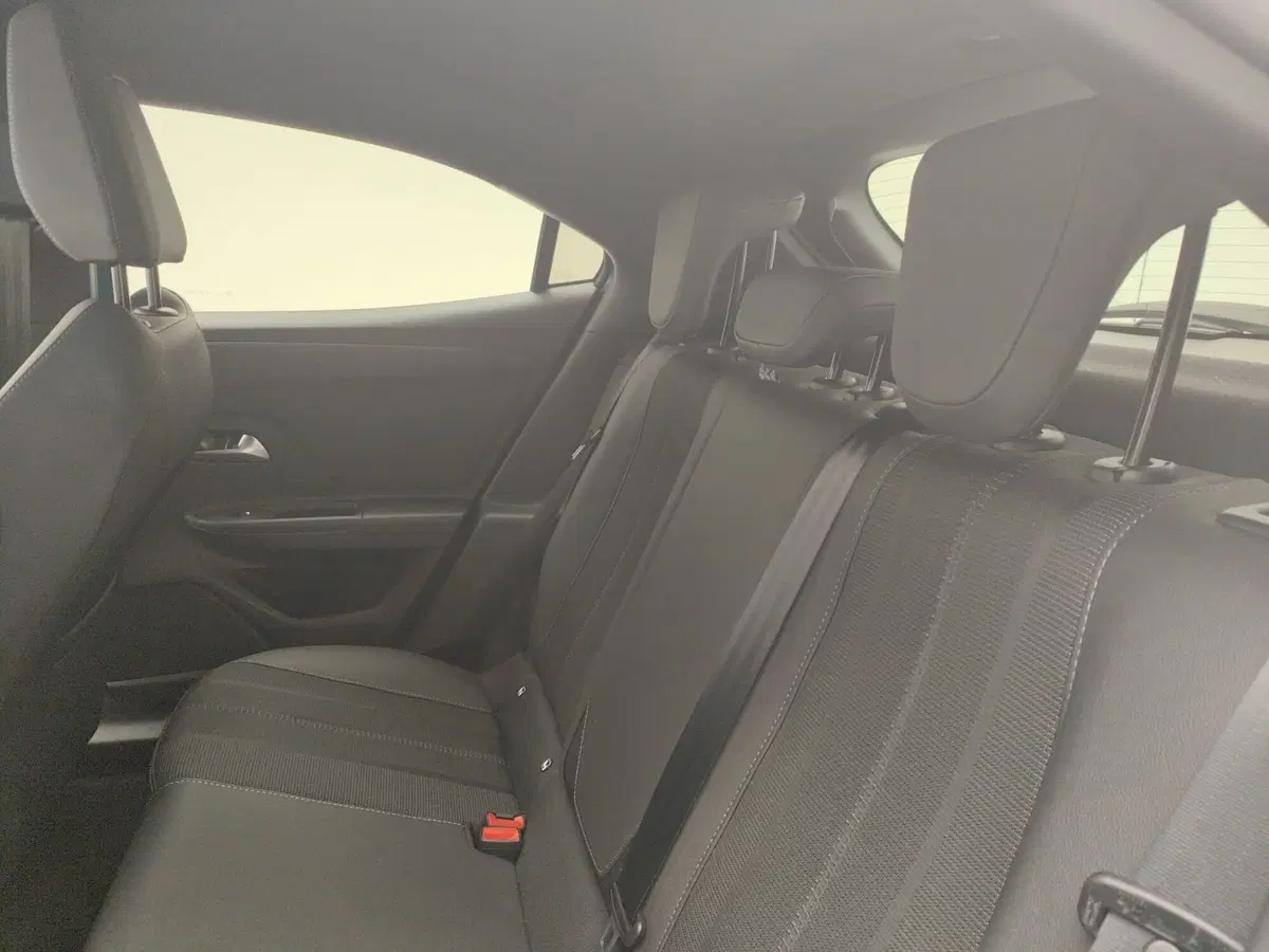 Opel Mokka usata a Como (13)