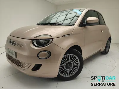 Fiat 500 Cabrio 42 kWh La Prima nuova a Erba