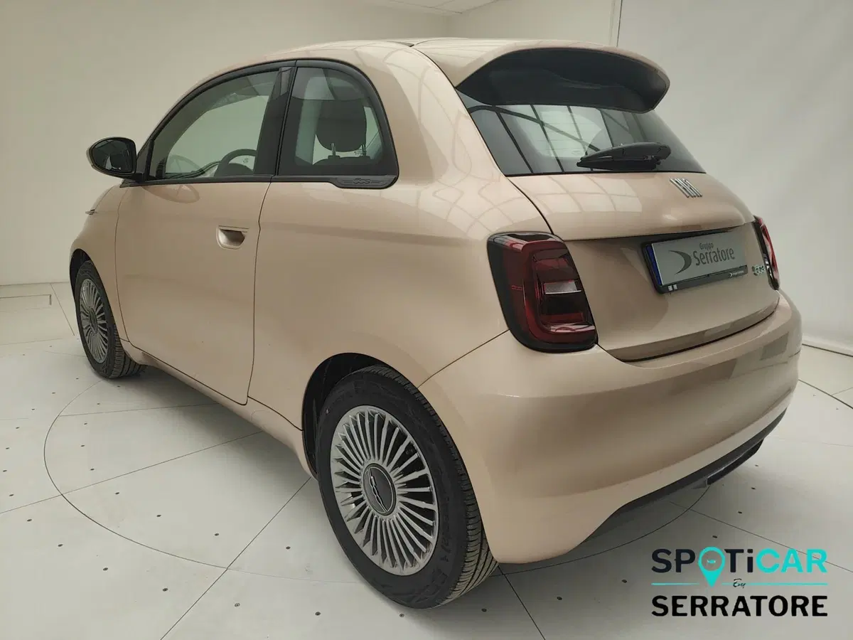 Fiat 500 Cabrio nuova a Como (4)