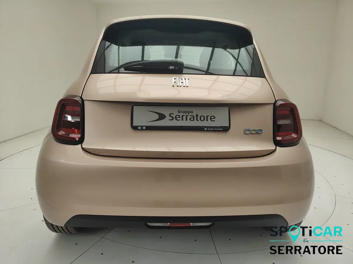 Fiat 500 Cabrio nuova a Como (5)