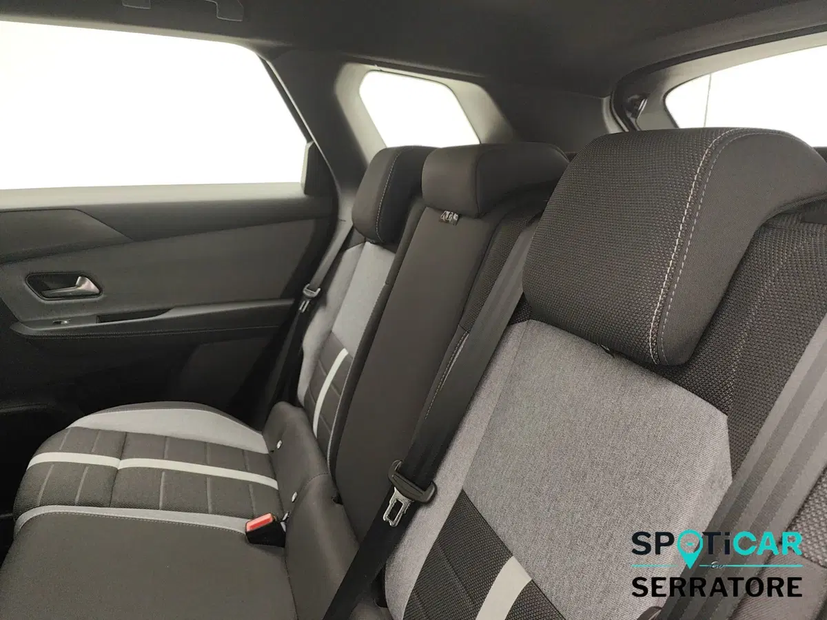 Opel Grandland nuova a Como (12)