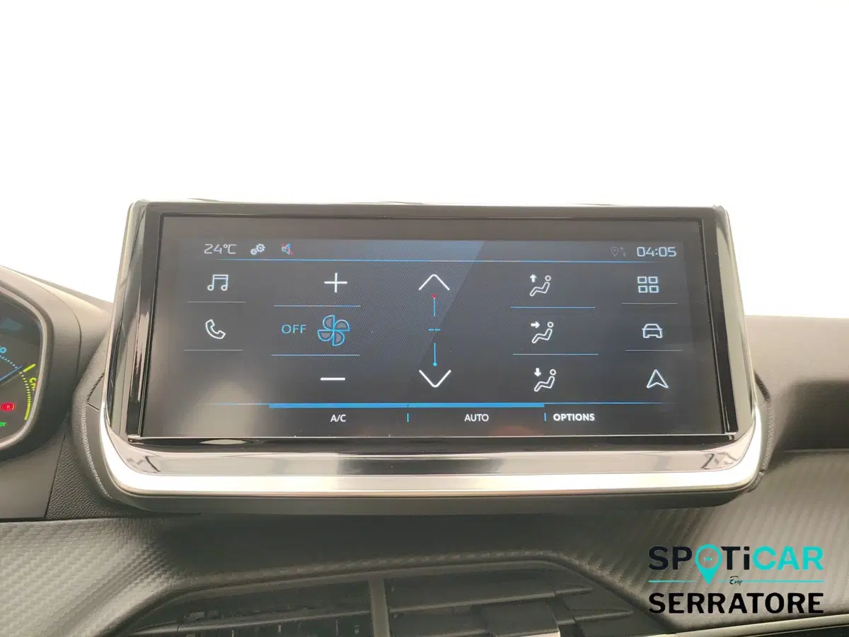 Peugeot 208 nuova a Como (10)