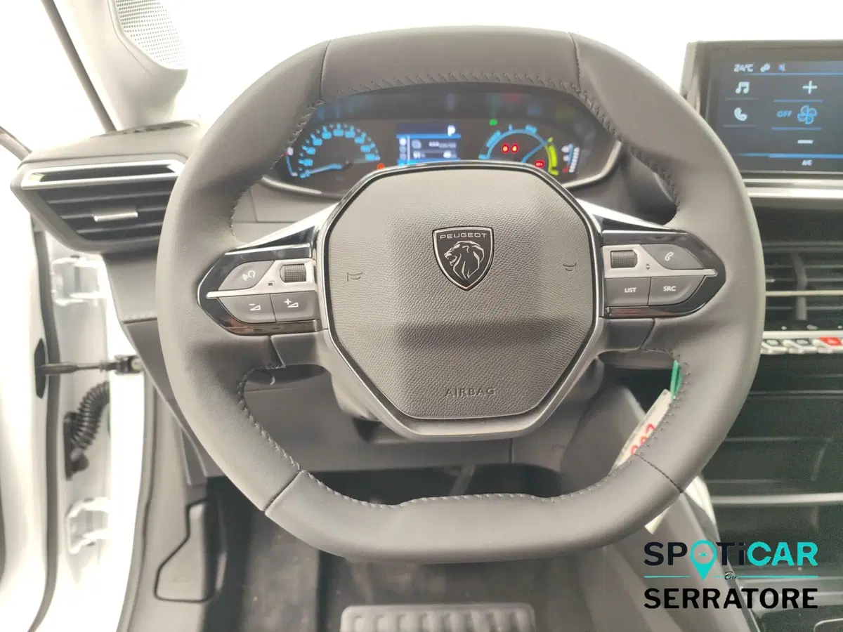 Peugeot 208 nuova a Como (15)