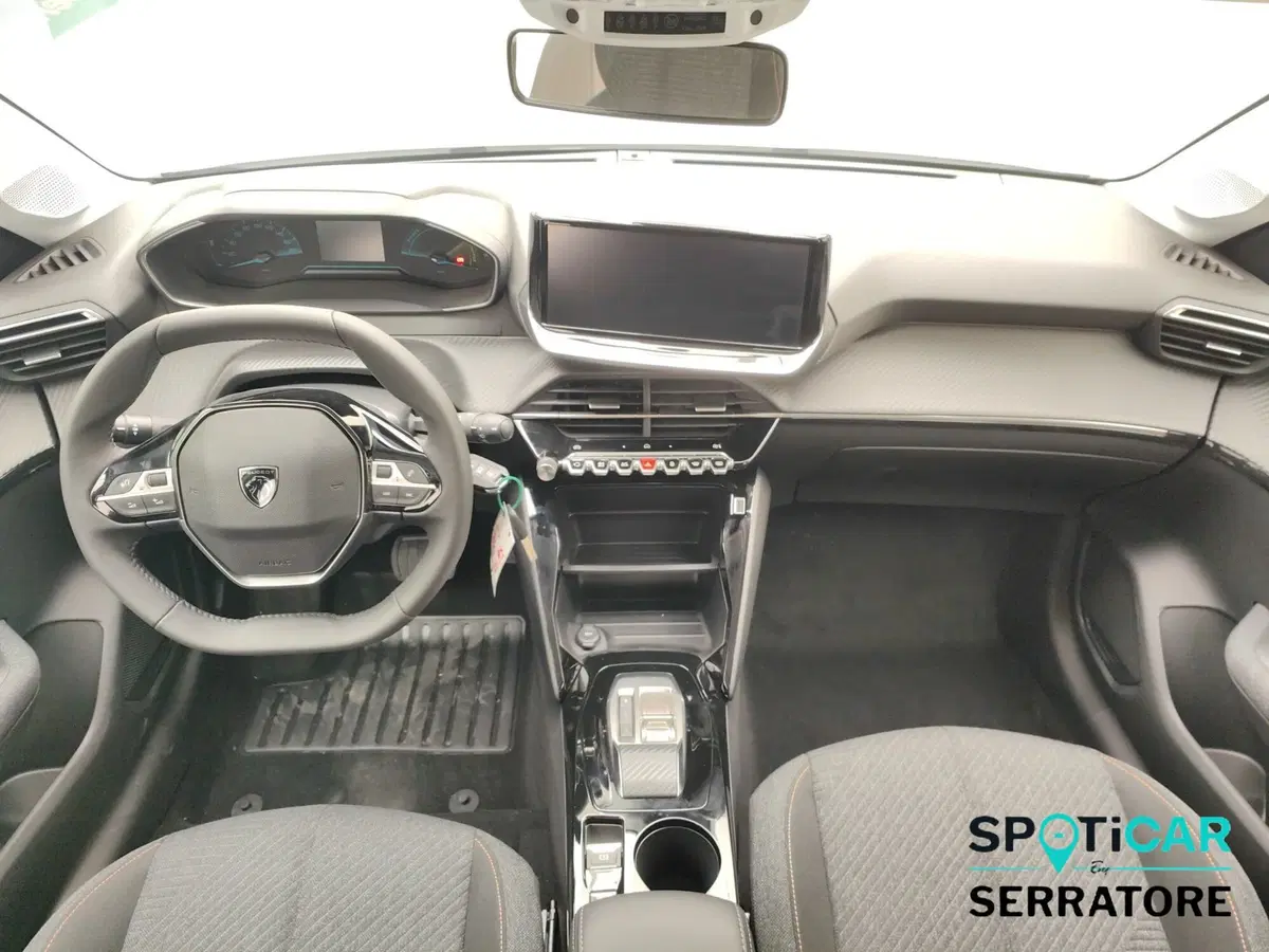 Peugeot 208 nuova a Como (7)