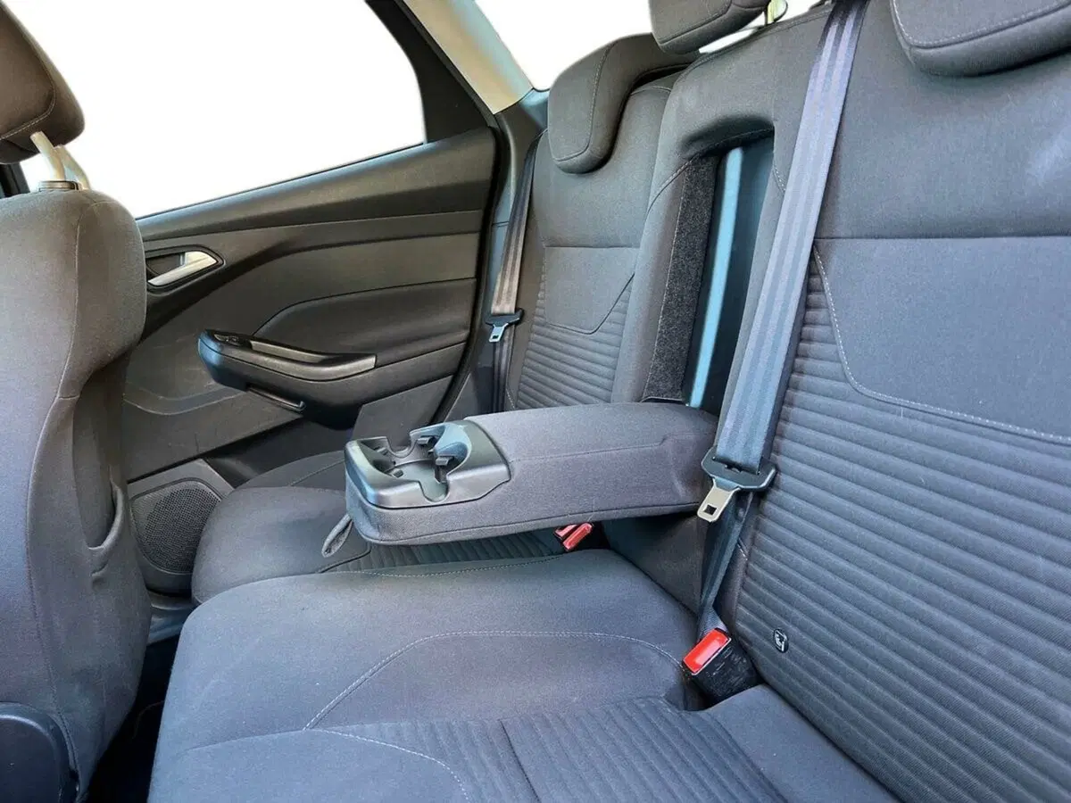 Ford Focus Station Wagon usata a Sondrio (11)
