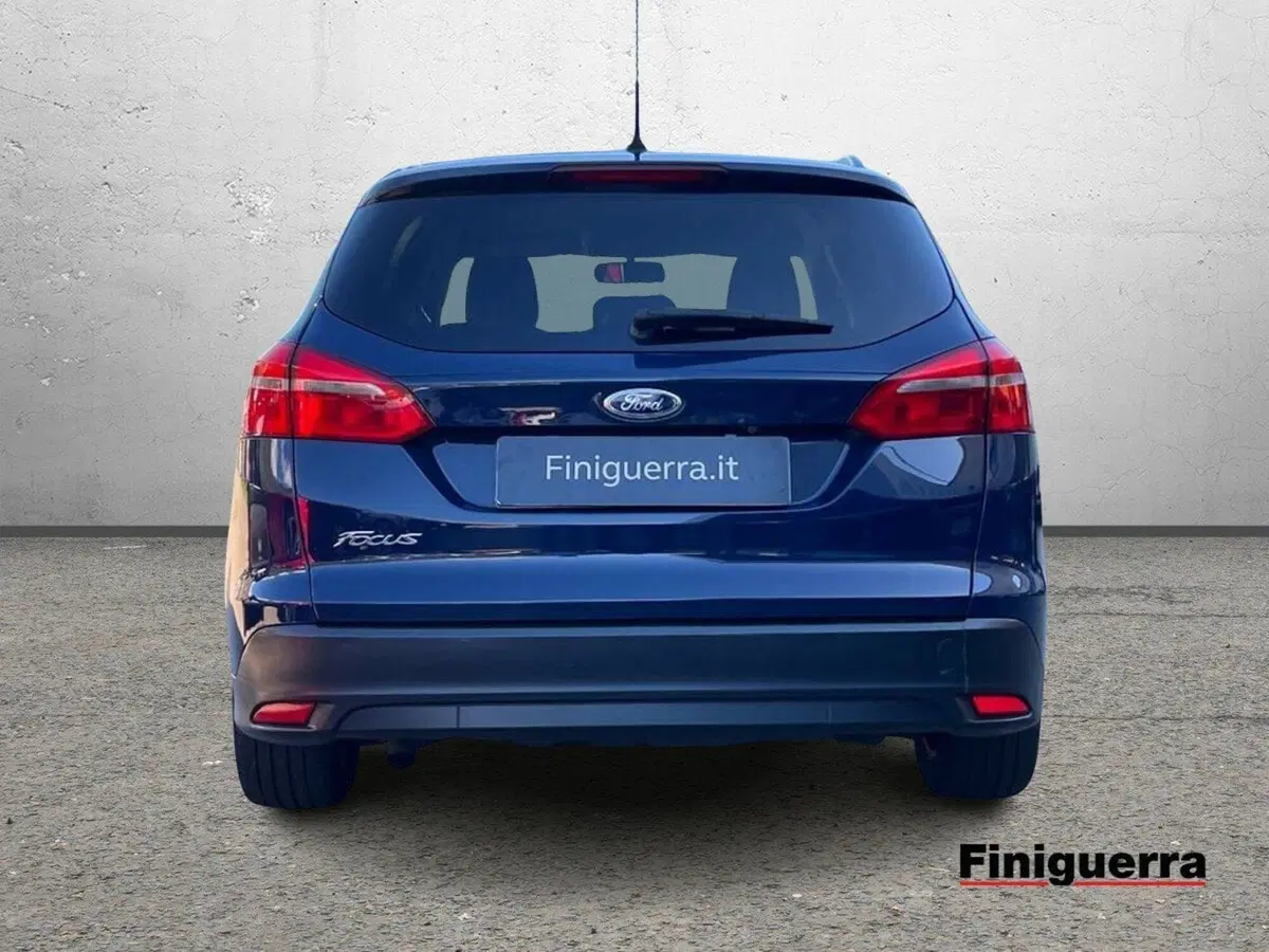 Ford Focus Station Wagon usata a Sondrio (3)