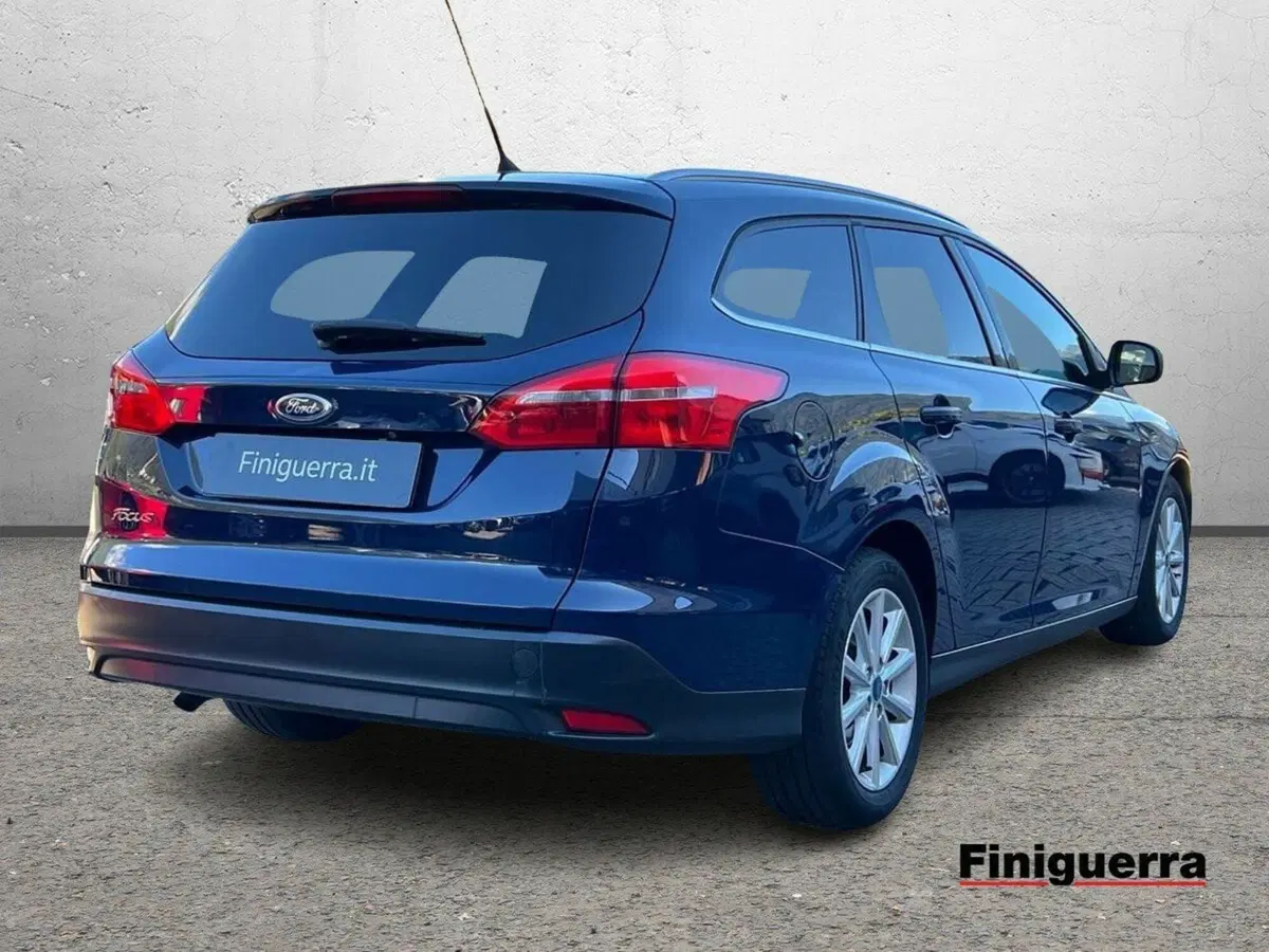 Ford Focus Station Wagon usata a Sondrio (4)