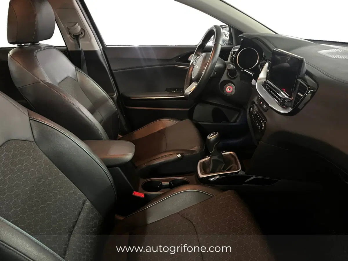 Kia XCeed usata a Modena (15)