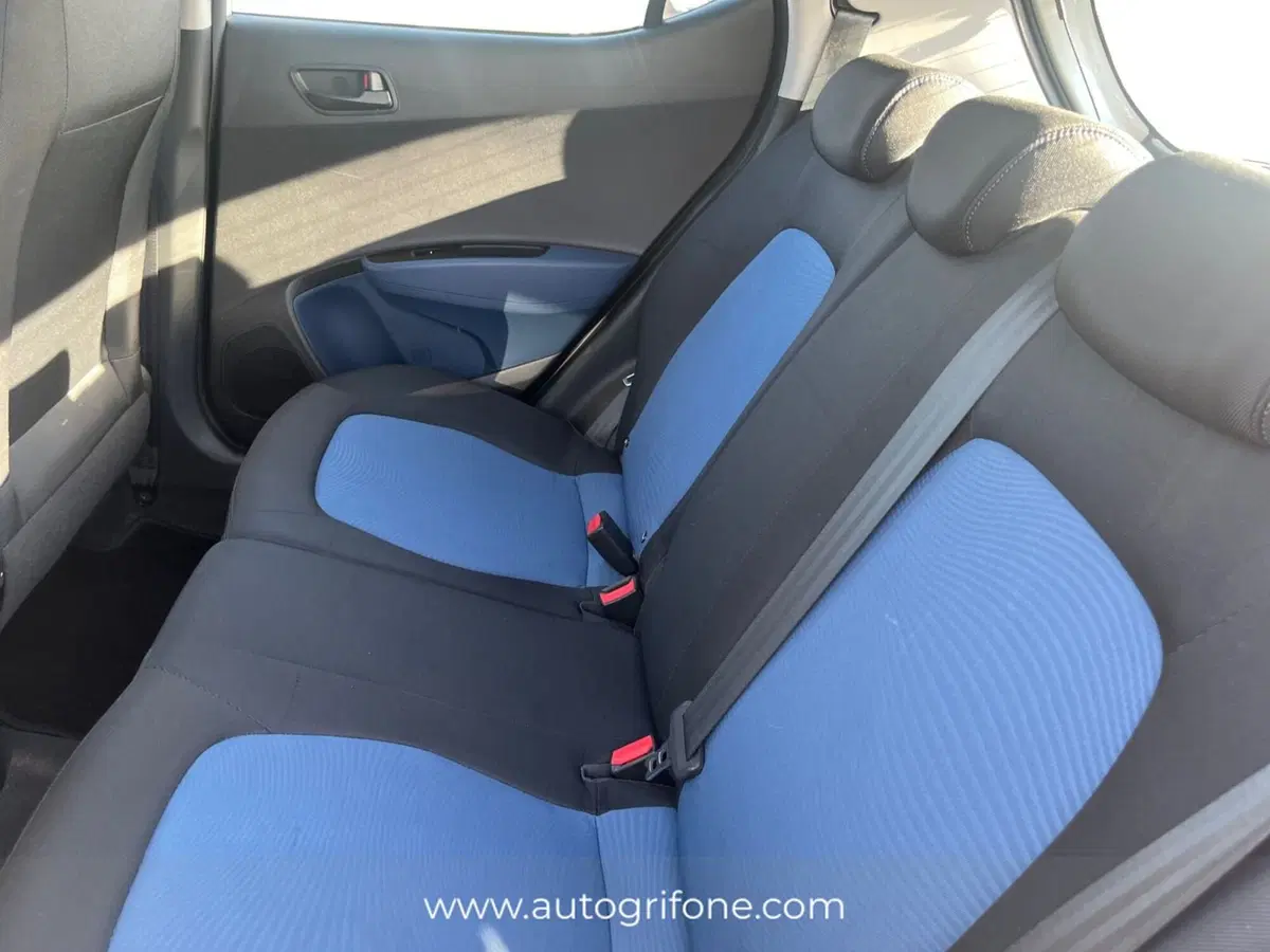 Hyundai i10 usata a Modena (13)