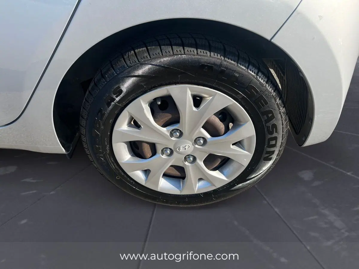 Hyundai i10 usata a Modena (14)