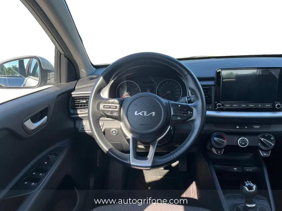 Kia Stonic usata a Modena (12)