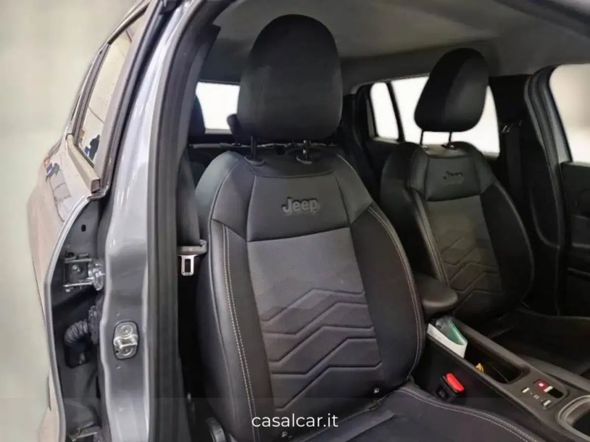 Jeep Avenger usata a Salerno (11)