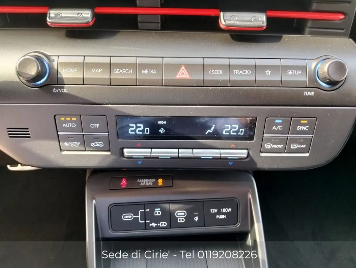 Hyundai Kona nuova a Torino (14)