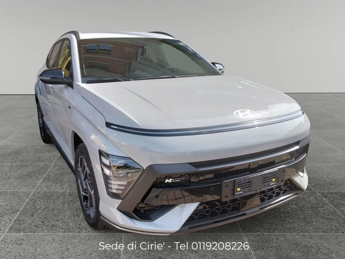 Hyundai Kona nuova a Torino (2)