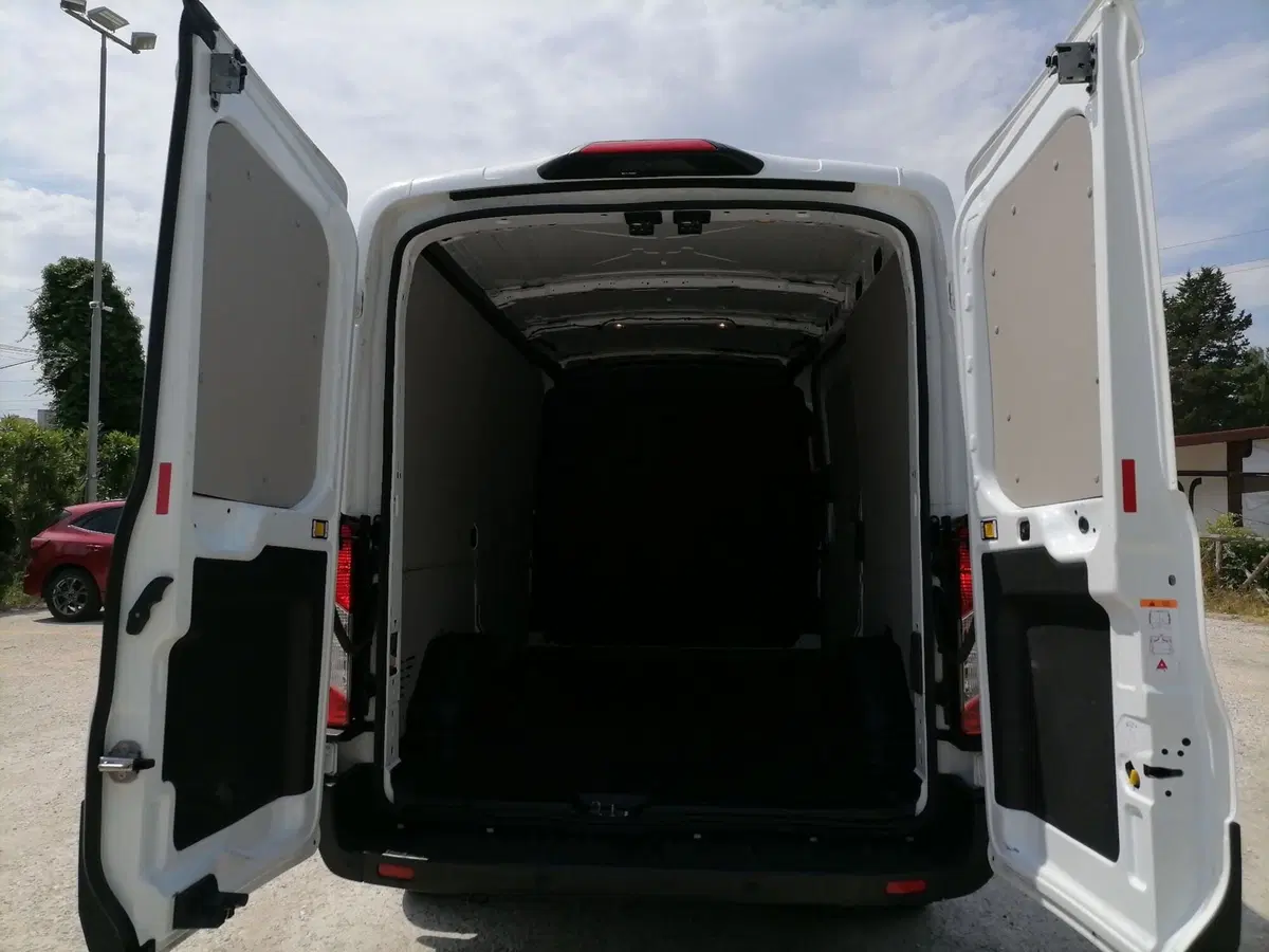 Ford Transit usata a Roma (9)