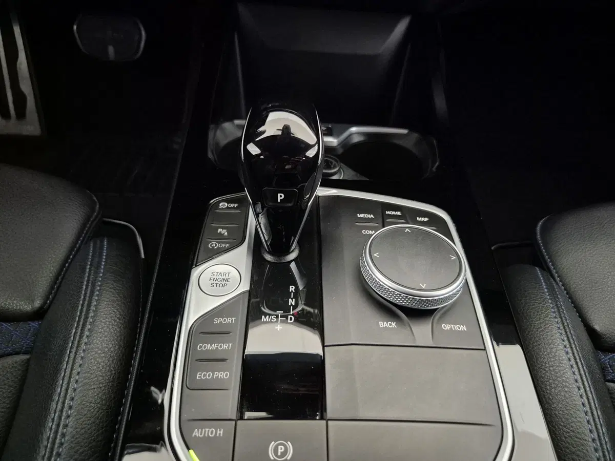 BMW Serie 1 5p. usata a Torino (11)